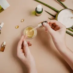Co mocniejsze: woda toaletowa czy perfumowana? Odkryj różnice!
