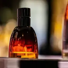 Perfumy EDT co to znaczy? Zrozumienie ich cech i zastosowania