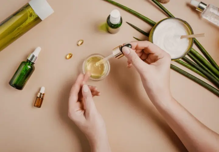 Co mocniejsze: woda toaletowa czy perfumowana? Odkryj różnice!