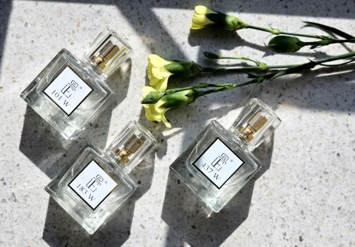 Jakie perfumy damskie wybrać, by zachwycić i nie żałować?