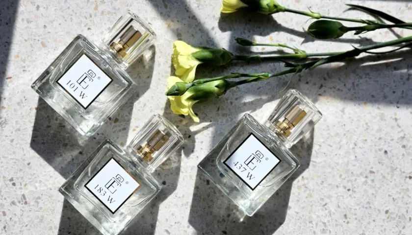 Jakie perfumy damskie wybrać, by zachwycić i nie żałować?