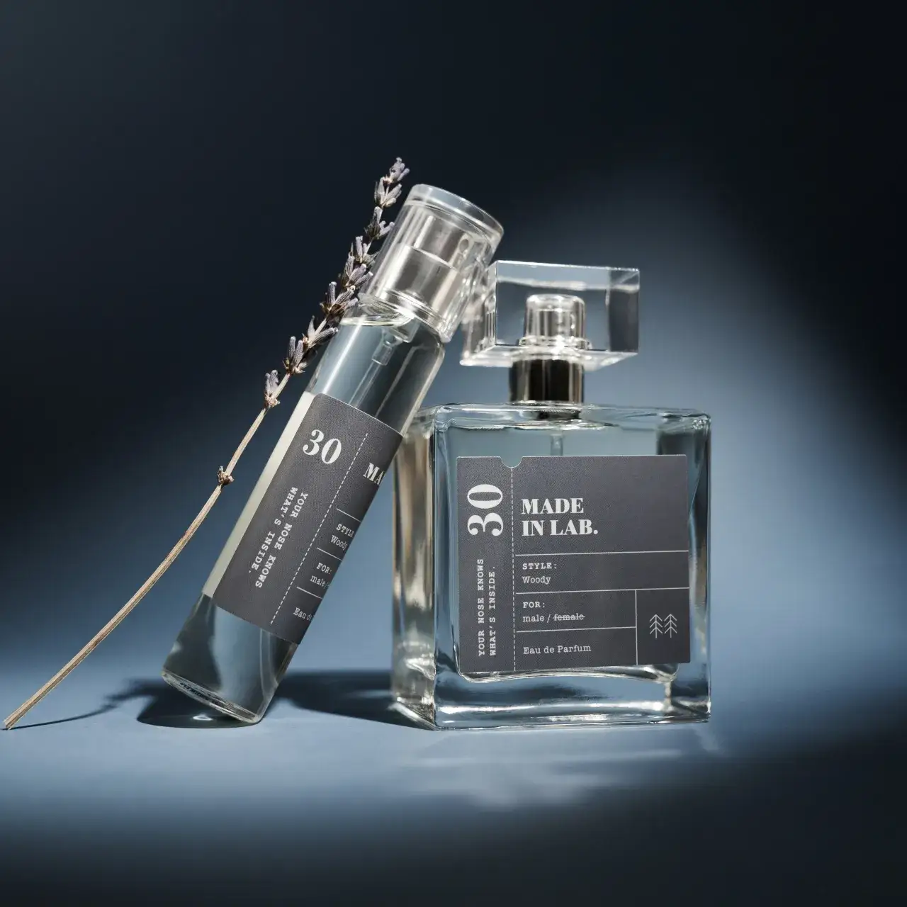 Zdjęcie Co mocniejsze: woda toaletowa czy perfumowana? Odkryj różnice!